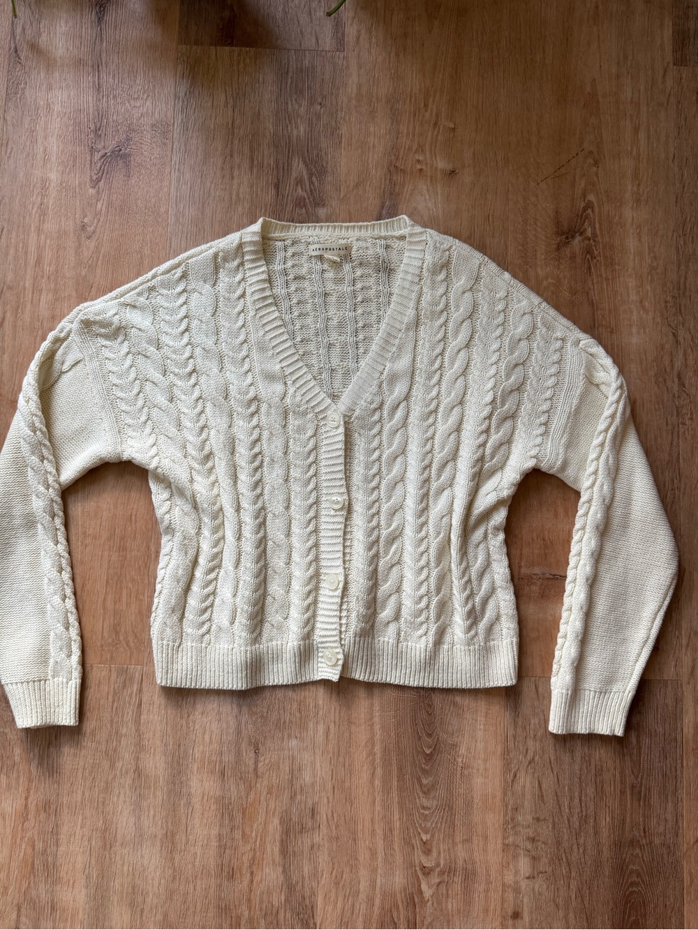 Aeropostale Cream Cable Knit V-Neck Y2K Early 2000’s Cardigan